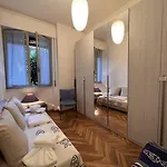 La Viola, *